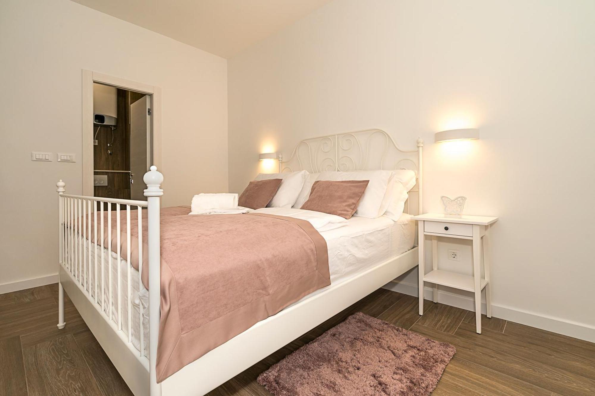 Studio Apartments Marcel Спліт Екстер'єр фото