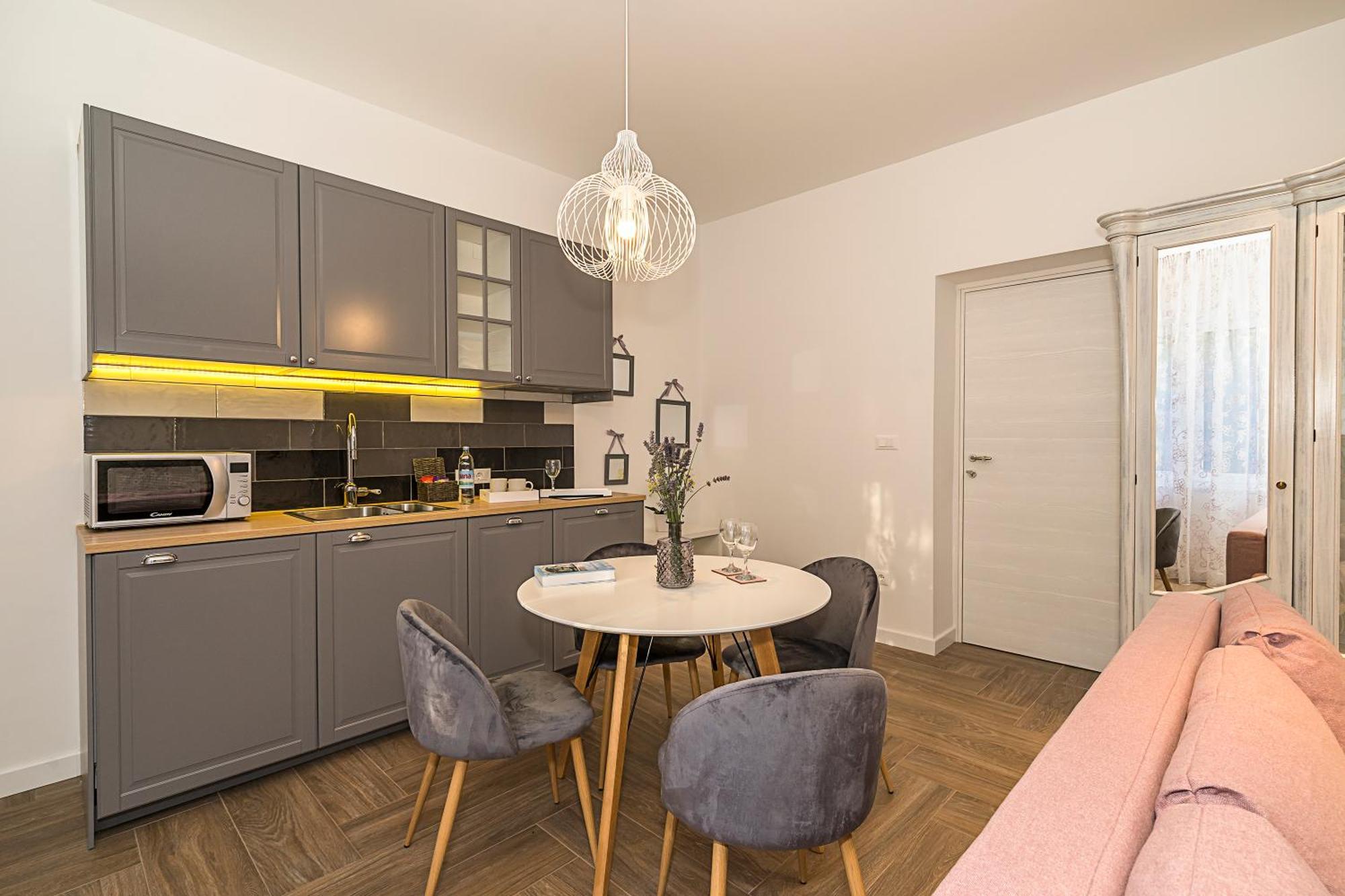 Studio Apartments Marcel Спліт Екстер'єр фото