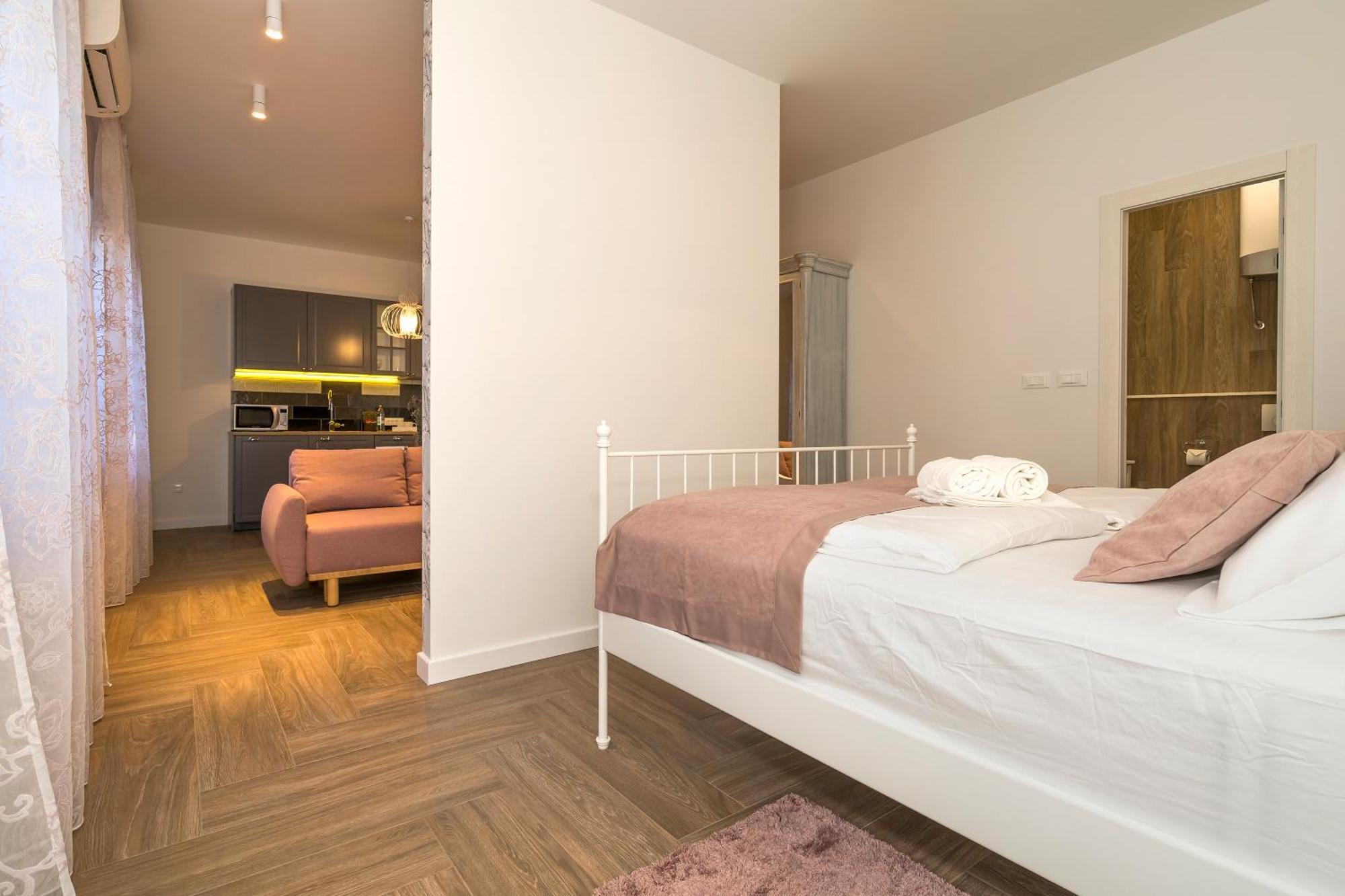 Studio Apartments Marcel Спліт Екстер'єр фото